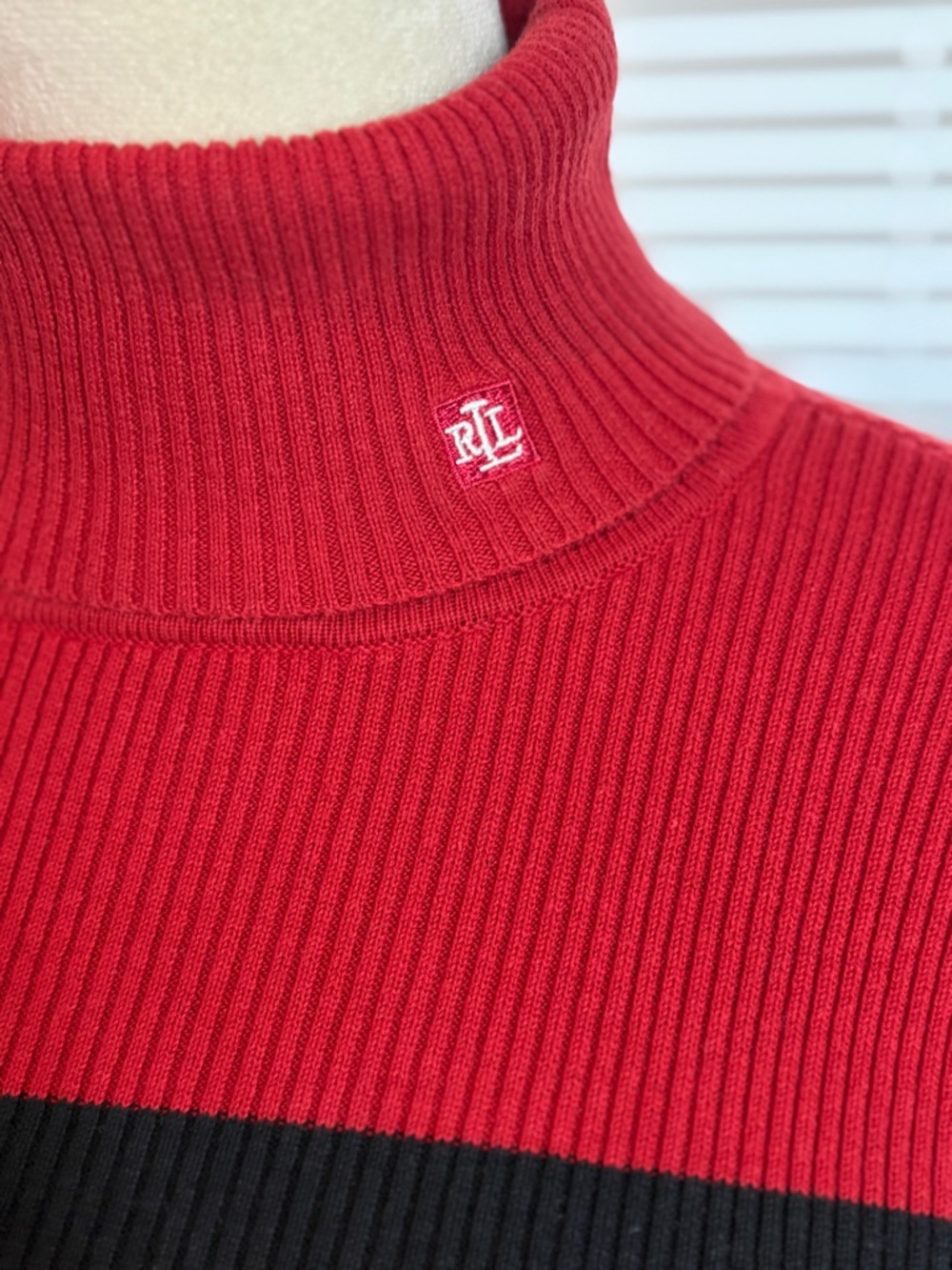 Classic Lauren Ralph Lauren ribbed turtleneck sweater Size M - Picture 4 of 7